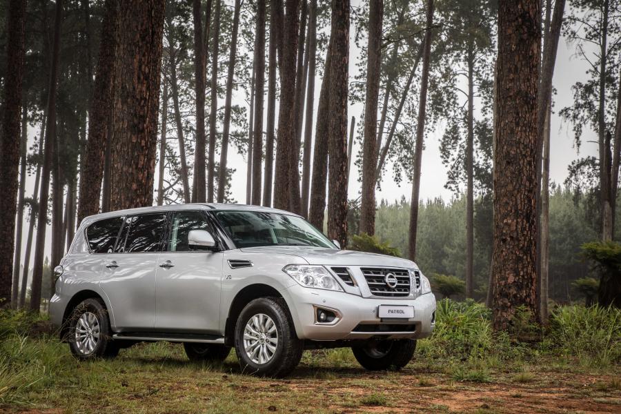  Nissan Patrol (Y62) 2017 года  (ZA) (фото 5 из 19)
